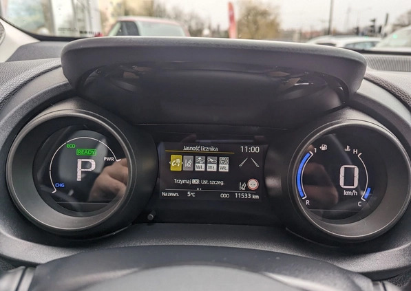 Toyota Yaris cena 95900 przebieg: 11533, rok produkcji 2023 z Turek małe 596